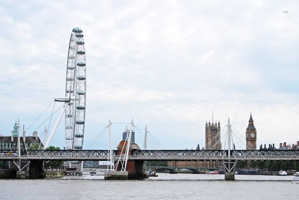Visa London Eye Och Big Ben Molnig Dag London Storbritannien — Stockfoto