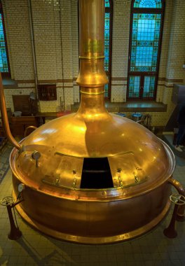 Heineken Bira Fabrikası müzesi, geleneksel Bakır bira tankları, Amsterdam, Hollanda, 13 Ekim 2017