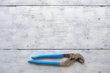 çeşitli el aletleri