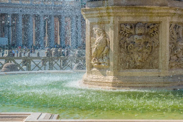 Details of the Bernini Fountain in the Vatican — Stock Photo, Image