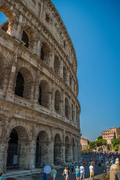 Touristenbus Und Kolosseum Rom Italien — Stockfoto