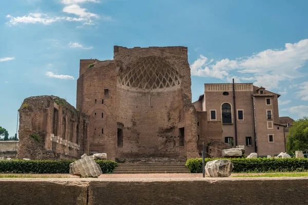 Руины Римского Форума Риме Италия — стоковое фото
