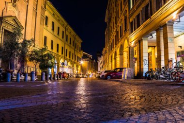 Bologna Merkez Tren İstasyonu, Emilia-Romagna, İtalya