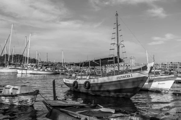 Bateau Pêche Amarré Bord Front Mer Ribeira Salvador Brésil — Photo