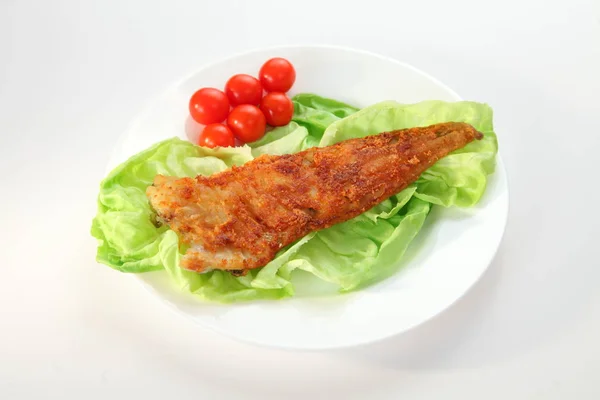 Fried Sea Fish Salad Six Tomatoes — Stock Photo, Image