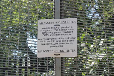 Donald trump İngiltere ziyareti, Londra, 13 Temmuz 2018 : Donald Trump, Regents park'taki Embassy residence'ın etrafına büyük çelik çit halkası dikti, Londra, 13 Temmuz 2018'de Londra, İngiltere, İngiltere stok, fotoğraf, fotoğraf, resim, resim,