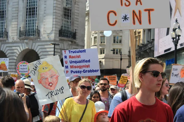 Trump Protest London July 2018 Donald Trump Protest March Placards — Stock Photo, Image