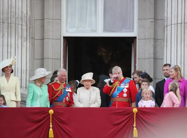 Queen Elizabeth London June 2019 Meghan Markle Prince Harry George — Stock Photo, Image