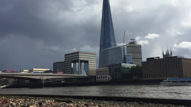 Londres Reino Unido 2022 Shard Millennium Bridge Thames River London — Vídeo de Stock