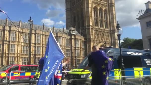 London September 2019 Demonstran Brexit Luar Gedung Parlemen Kru Kamera — Stok Video