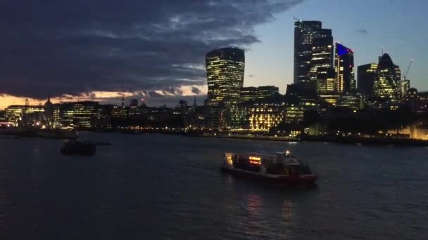 Lontoo Iso Britannia Elokuu 2019 Lontoon Kaupungin Kaupunkimaiseman Horisontti Rahoitusalueen — kuvapankkivideo