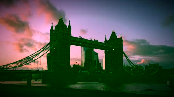 London 2019 Tower Bridge Gold Hour Thames River Lights Reflared — стокове відео