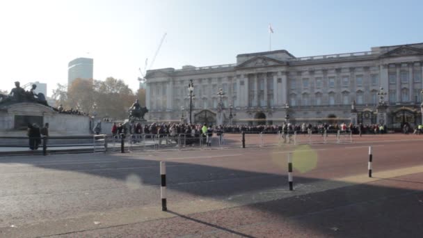 Buckingham Palace London Nov 2019 Buckingham Palace Queens London Massor — Stockvideo