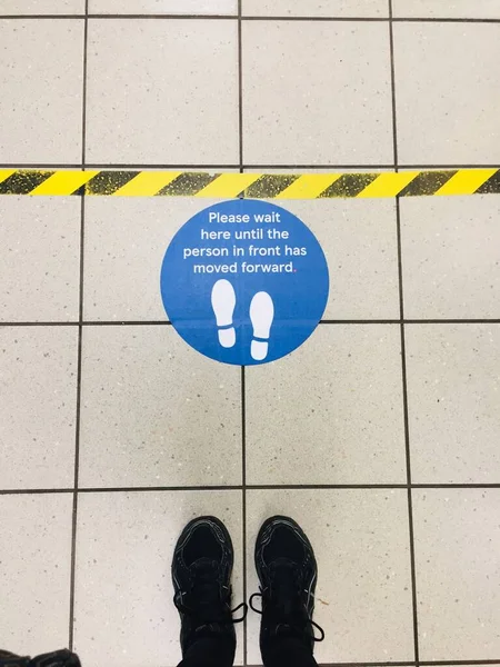 Sociale Afstand Voor Coronavirus Covid Supermarkt Londen Volgens Richtlijnen Van — Stockfoto