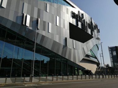 Londra, İngiltere - 1 / 9 / 2020: Tottenham hotspur stadyum Spurs (hotspur) futbol takımı Tottenham anayolunda, stadyum 2018 yılında tamamlandı