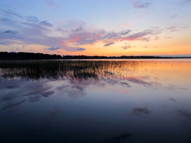 Gorovaldai gölünde Şafak Vakti, Rusya Federasyonu