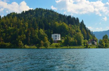 Slovenya 'da Kanlı Göl