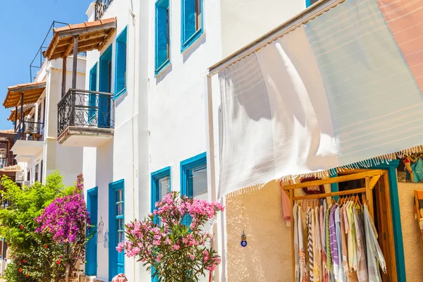 Güzel yaz sokaklarında Kalkan, Antalya, Türkiye