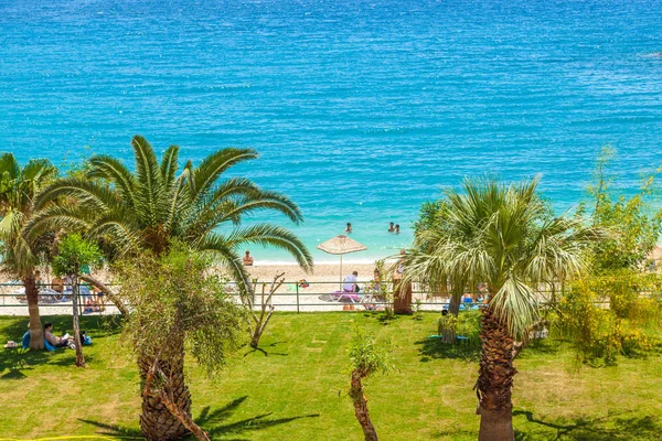 Kalkan, Türkiye'de Akdeniz deniz manzaralı. Akdeniz kıyılarının doğal görünümü