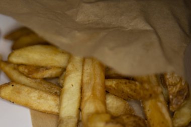 Altın patates kızartması