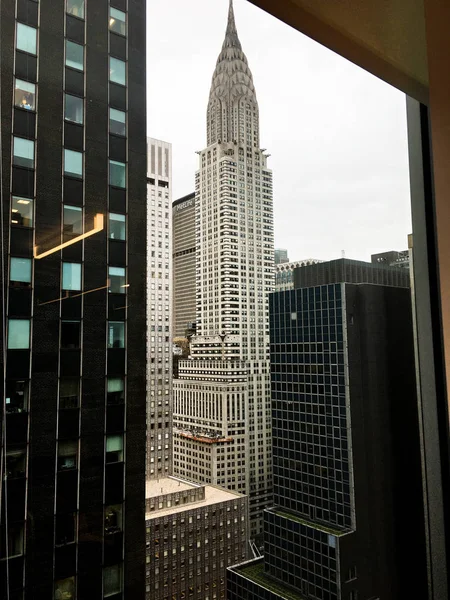 Emblemático Edificio Chrysler Calle Desde Una Ventana Oficina Cercana Con —  Fotos de Stock