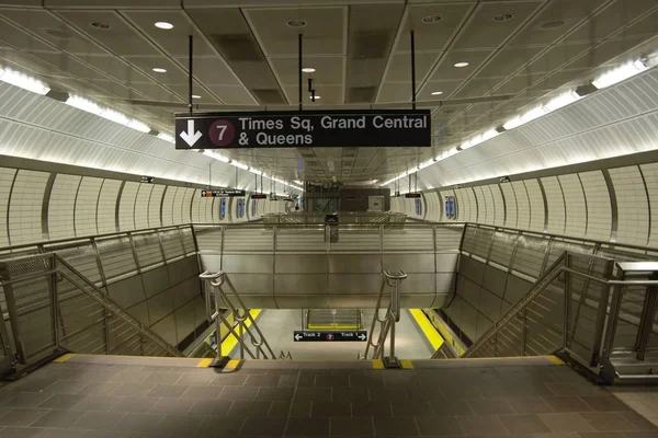 Pasarela Del Metro Nueva York Estación Hudson Yards Calle — Foto de Stock