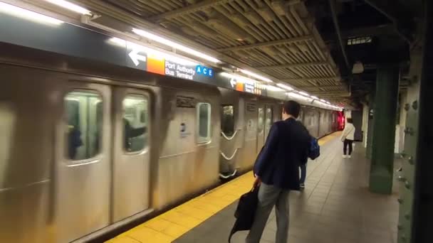 Newyorská stanice metra-3 — Stock video