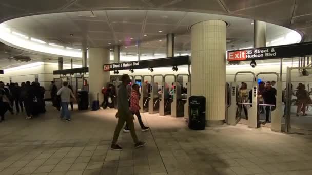 ニューヨーク地下鉄駅 -8 — ストック動画