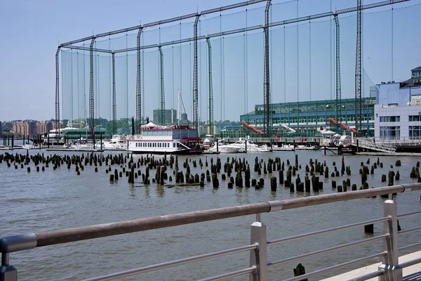 Chelsea Piers Tunnland Sportby Med Multi Level Driving Range Med — Stockfoto