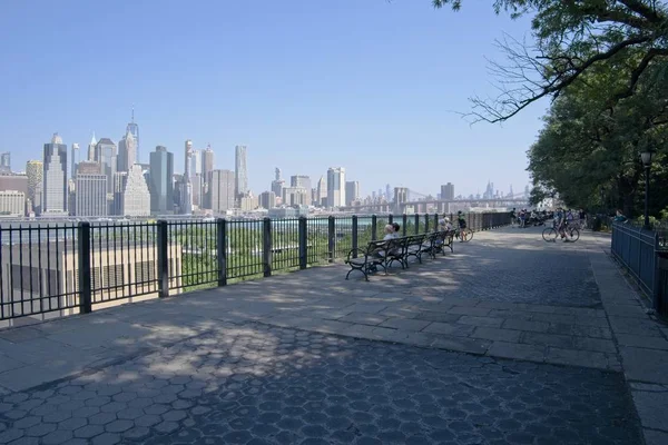 Brooklyn Heights Promenade Brooklyn Heights Nyc Manhattan Silüetinin Muhteşem Manzarasına — Stok fotoğraf