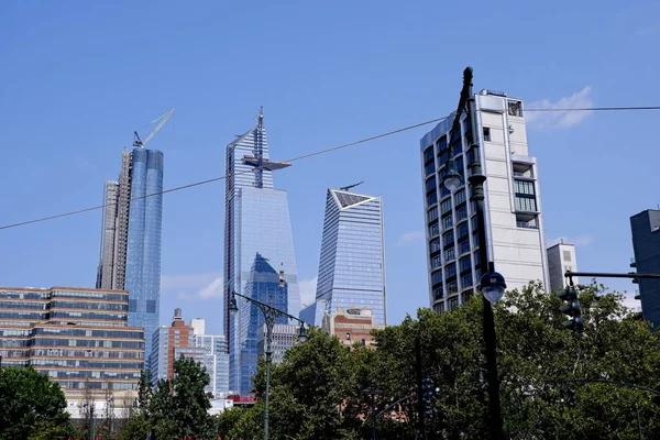 Hudson Yards Gökdelenler Onlar Manhattan Chelsea Piers Görüntülenen Kapalı Tepesi — Stok fotoğraf