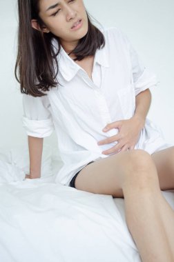 Acı olan hasta kadın.