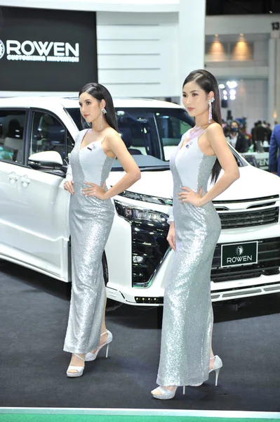 在2020年7月15日于泰国曼谷举行的第41届曼谷国际车展上 曼谷7月15日漂亮极了 — 图库照片