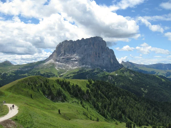 Piękne widokowe nad Dolomitami w południowym Tyrolu — Zdjęcie stockowe