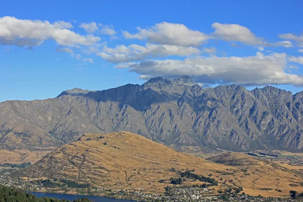 从Ben lomond看到的山全景 — 图库照片