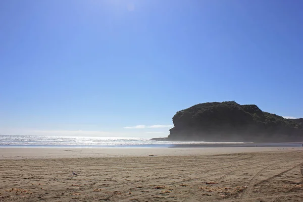 Vista sobre la playa de Bethells en Nueva Zelanda — Foto de Stock