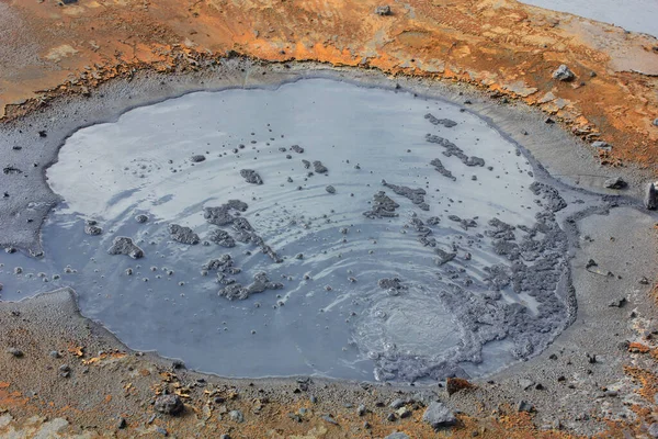 Boiling pool in krysuvik — Stock Photo, Image