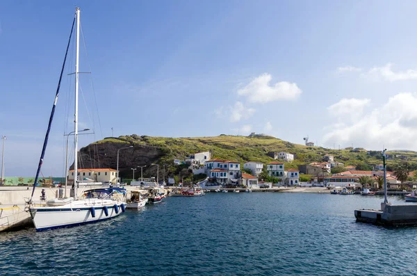 Abril 2019 Ágios Efstratios Grécia Vista Para Pitoresco Porto Ilha — Fotografia de Stock