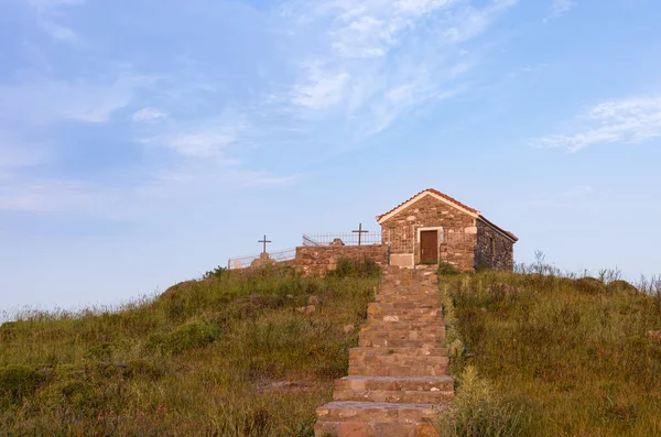 Bonita Iglesia Santa Minas Isla Agios Efstratios Grecia — Foto de Stock