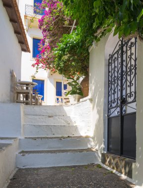 Skopelos adasının Chora köyünde mimari, Yunanistan