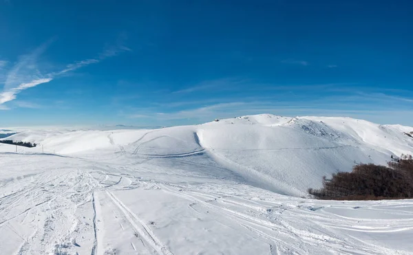 Snowy Slopes Pigadia Ski Center Naoussa Greece — ストック写真