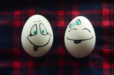 yüz arka plan ile yumurta