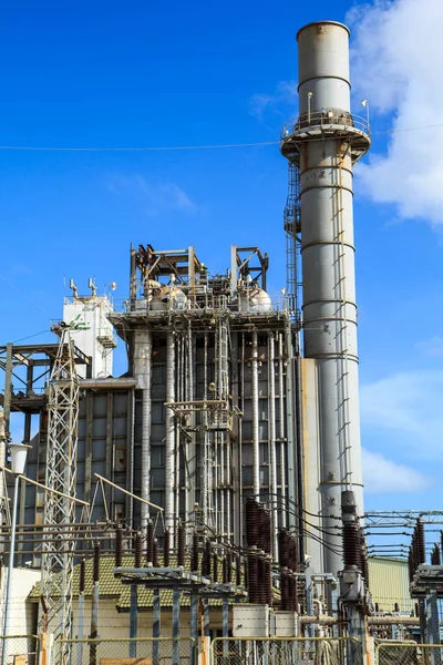 Roślina Komin Rafinerii Przemysł Zbiornik Ropy Naftowej Rurociągu — Zdjęcie stockowe
