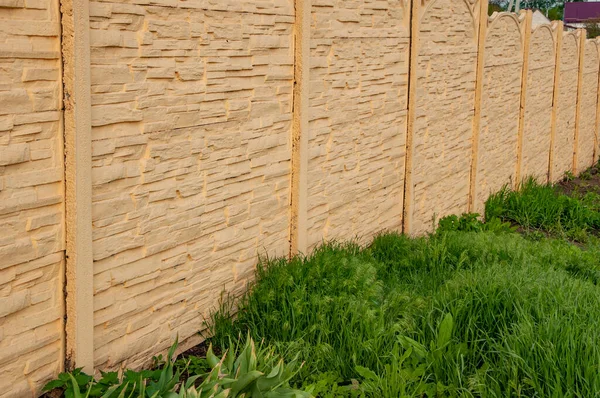 Yellow Concrete Fence Stone Design — Stock Photo, Image