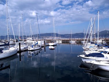 Teknelerden Vigo, Galiçya limanda. İspanya. Europe