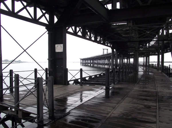 demir köprü Ro Tinto Huelva, Andalusia Odiel Nehri üzerinde yer almaktadır. İspanya. Europe