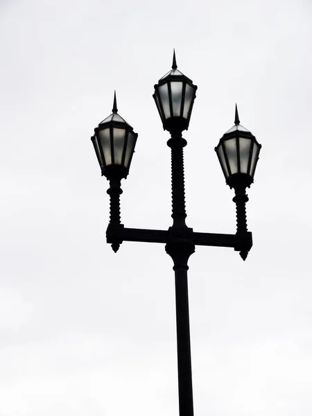 Lâmpada Rua Acesa Pôr Sol Cádiz Capital Andaluzia Espanha Europa — Fotografia de Stock