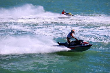 23 Eylül yarışlarında su bisikleti rakip, Cadiz başkenti, Endülüs Körfezi 'nde 2018. İspanya. Avrupa