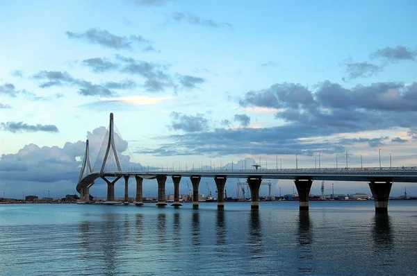 Pôr Sol Ponte Constituição Chamada Pepa Baía Cdiz Andaluzia Espanha — Fotografia de Stock