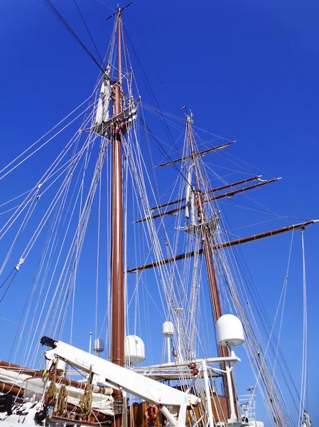 Segelbootmast Cadiz Andalusien Spanien — Stockfoto